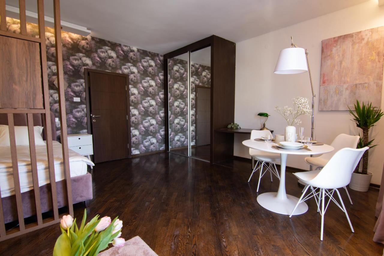 Square 6 Apartment Belgrade Exterior photo